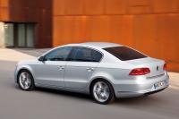 Exterieur_Volkswagen-Passat-2011_7