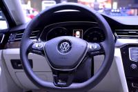 Interieur_Volkswagen-Passat-Mondial-2014_15