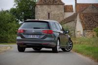 Exterieur_Volkswagen-Passat-SW-TDI-240_7
                                                        width=