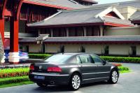 Exterieur_Volkswagen-Phaeton-2011_5
                                                        width=