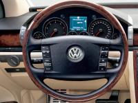 Interieur_Volkswagen-Phaeton_80
                                                        width=