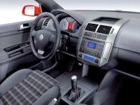 Interieur_Volkswagen-Polo_49
                                                        width=