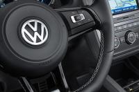 Interieur_Volkswagen-Scirocco-R-2014_10
                                                        width=