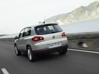 Exterieur_Volkswagen-Tiguan_25
                                                        width=