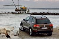 Exterieur_Volkswagen-Touareg-2010_14
                                                        width=