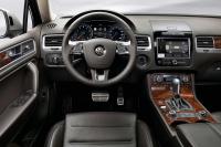 Interieur_Volkswagen-Touareg-2010_27
                                                        width=