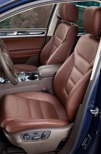 Interieur_Volkswagen-Touareg-2010_25
                                                        width=