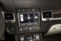Interieur_Volkswagen-Touareg-2014_8