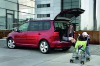 Exterieur_Volkswagen-Touran-2_0
                                                                        width=