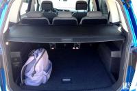 Interieur_Volkswagen-Touran-TDI_11
                                                        width=