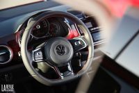 Interieur_Volkswagen-UP-GTI-2018_26