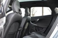 Interieur_Volvo-V40-T4-R-Design_27