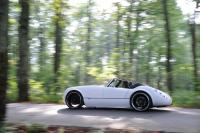 Exterieur_Wiesmann-Roadster-MF3_10
                                                        width=