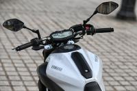 Interieur_Yamaha-MT-07_30
                                                        width=