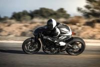 Exterieur_Yamaha-XSR900-Auto-Fabrica_8
                                                        width=