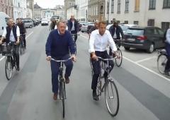Lien vers l'atcualité E. Macron veut imposer, en France, la circulation alternée entre les voitures et les vélos