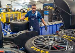 Goodyear aux 24h du Mans : tête à tête entre deux rugissements de moteurs.