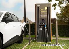 McDonald's : un super spot pour la recharge grâce à IZIVIA Fast