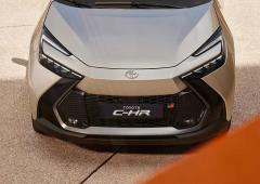 Lien vers l'atcualité Nouveaux Toyota C-HR : le choix entre 4 hybrides