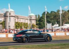 Porsche Taycan : la Porsche électrique se dévoile à Goodwood