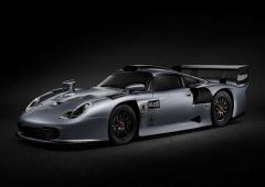 Une porsche 911 gt1 evolution aux encheres 