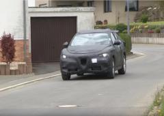 Spyshot video le suv alfa romeo en balade pres du nurbirgring 