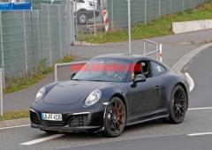 Spyshot porsche 911 la 911 type 992 a l echauffement 