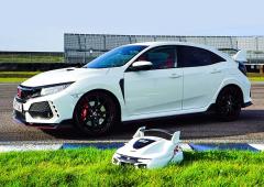 Une honda civic type r pour tondre votre pelouse toute seule 