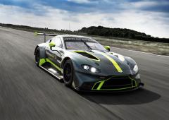 Aston martin vantage gt3 et gt4 pretes pour la piste 