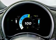 Interieur_abarth-500e-le-scorpion-electrique_6