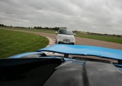 Exterieur_comparatif-abarth-595-esseesse-vs-mclaren-720s-spider_31
