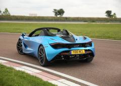 Exterieur_comparatif-abarth-595-esseesse-vs-mclaren-720s-spider_39
                                                        width=