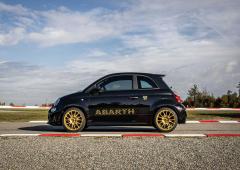 Exterieur_abarth-695-750-anniversario-les-photos-et-les-infos_3