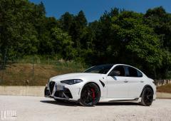 Exterieur_alfa-romeo-giulia-gta-essai-aux-1000-miglia_10
                                                        width=