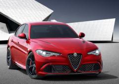 Alfa romeo giulia qv une vitesse de pointe de 321 km h 