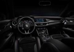 Exterieur_alfa-romeo-giulia-veloce-ti-annee-2021_10
                                                        width=