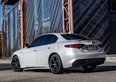 Exterieur_alfa-romeo-giulia-veloce-ti-annee-2021_5
                                                        width=