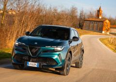 Exterieur_alfa-romeo-junior-ibrida-q4-micro-hybride-et-micro-4x4_8