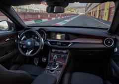 Exterieur_alfa-romeo-stelvio-quadrifoglio-super-sport-les-photos-et-les-infos_13
                                                        width=