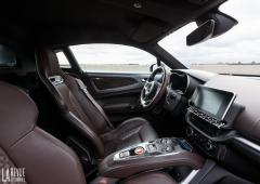 Interieur_alpine-a110-legend-essai_0
                                                        width=