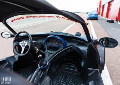 Interieur_alpine-a110-et-secma-fun-buggy-comparatif_9
                                                        width=