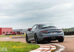 Exterieur_alpine-a110s-essai-circuit-lfg_15
                                                        width=