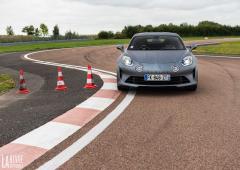 Exterieur_alpine-a110s-essai-circuit-lfg_4
                                                        width=