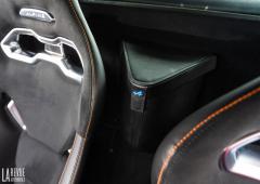 Interieur_alpine-a110s-essai-circuit-lfg_10