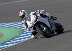 Aprilia rsv4 r aprc nees du superbike 