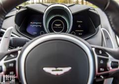 Interieur_aston-martin-dbs-superleggera-volante-essai_19