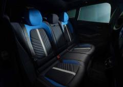 Interieur_aston-martin-dbx707-pour-707-chevaux_0
                                                        width=