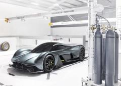 Aston martin am rb 001 un v12 cosworth 