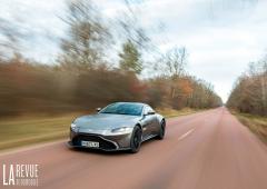 Exterieur_aston-martin-v8-vantage-2018_19