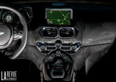 Interieur_aston-martin-v8-vantage-2018-1_2
                                                        width=